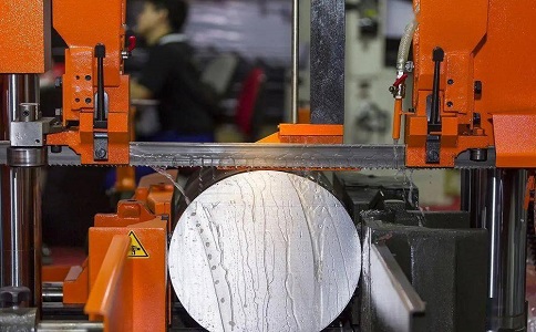 东西湖立式金属带锯床切削出现跑带故障解决方法! 东西湖立式金属带锯床切削出现跑带故障解决方法!